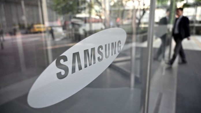 Samsung Electronics flags one-third drop in Q4 operating profit