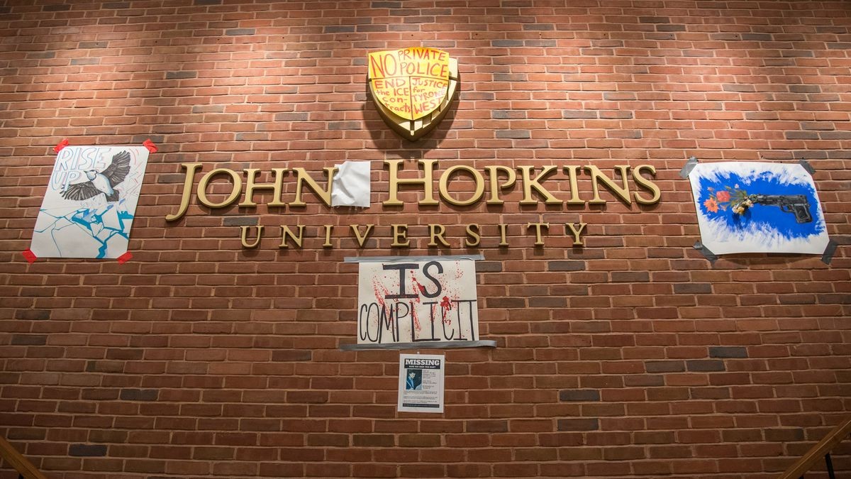 Johns Hopkins expert says Cavid-19 epidemic could end in April