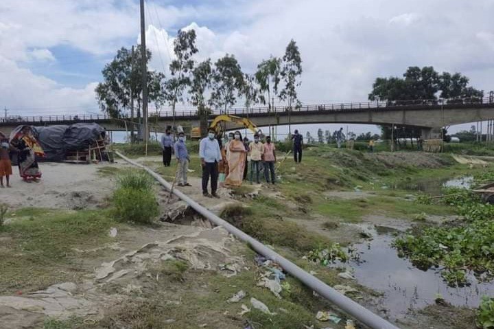 মানিকগঞ্জে অবৈধ ড্রেজার ব্যবসায়ীকে অর্থদন্ড