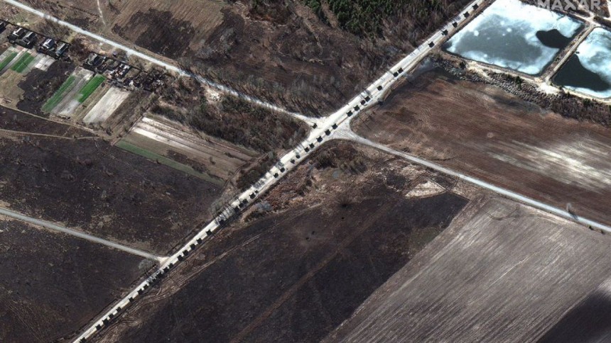 40 miles long Russian military convoy spotted north of Kyiv