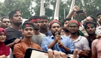 সন্ধ্যার মধ্যে নিরাপরাধদের মুক্তি দাবি ক...